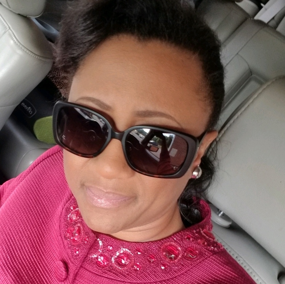 Meet your Posher, Ardavia